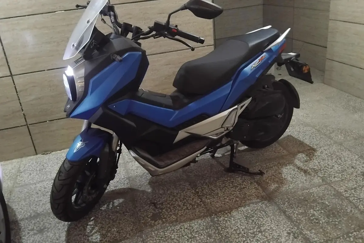 شاهین موتور،  لیفان 150 CDI