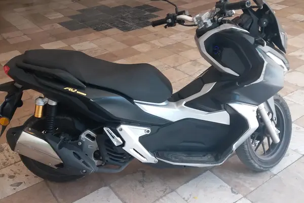 هوندا  ADV 150