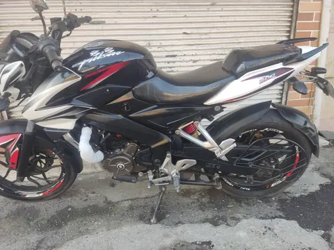 باجاج، پالس 200NS