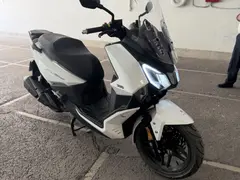 اس وای ام، JR300