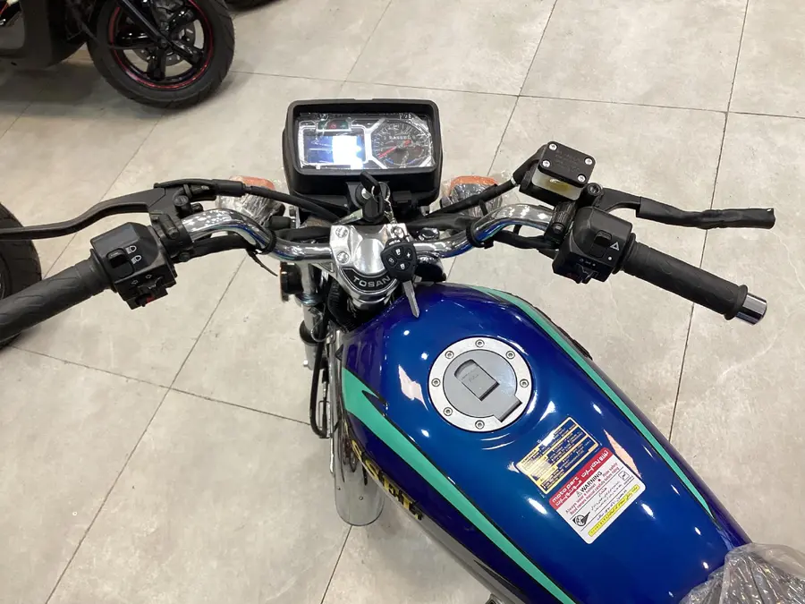 توسن محركه شرق، باسل 200