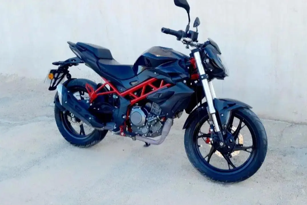 بنلی،  TNT 25N