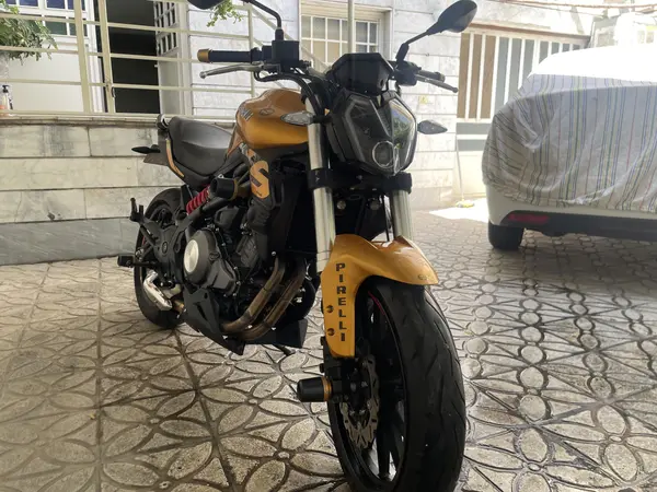 بنلی  TNT 249S