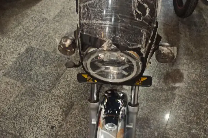 پیشرو،  BM200
