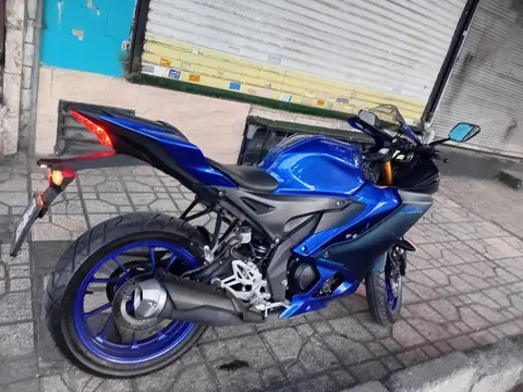 یاماها، R15 M