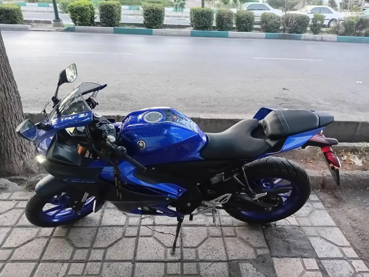 یاماها،  R15 M