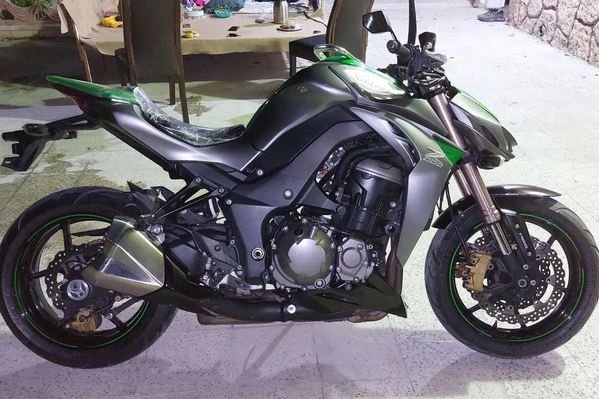 کاوازاکی،  Z1000