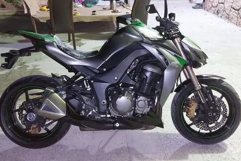 کاوازاکی، Z1000