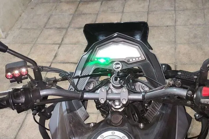 اس وای ام،  گلکسی NH 180