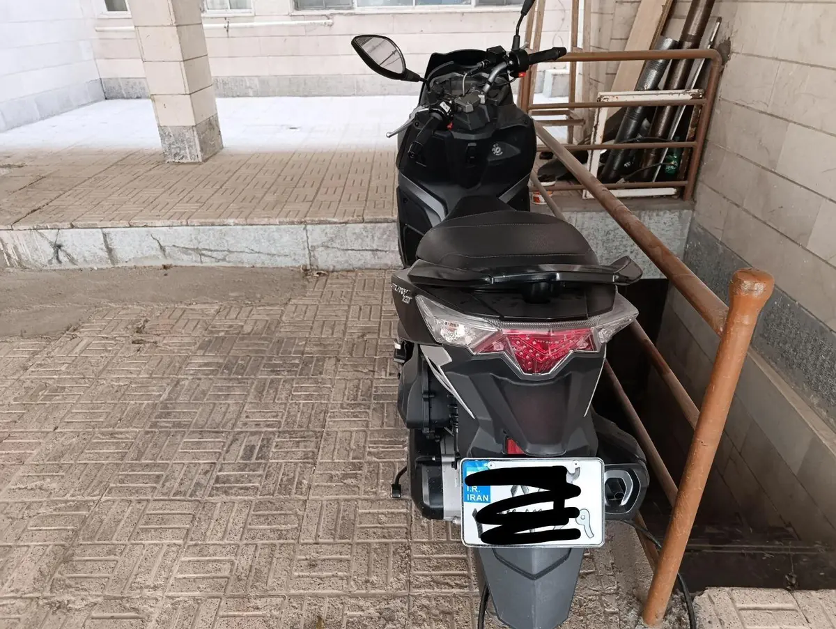 اس وای ام،  گلکسی J 200
