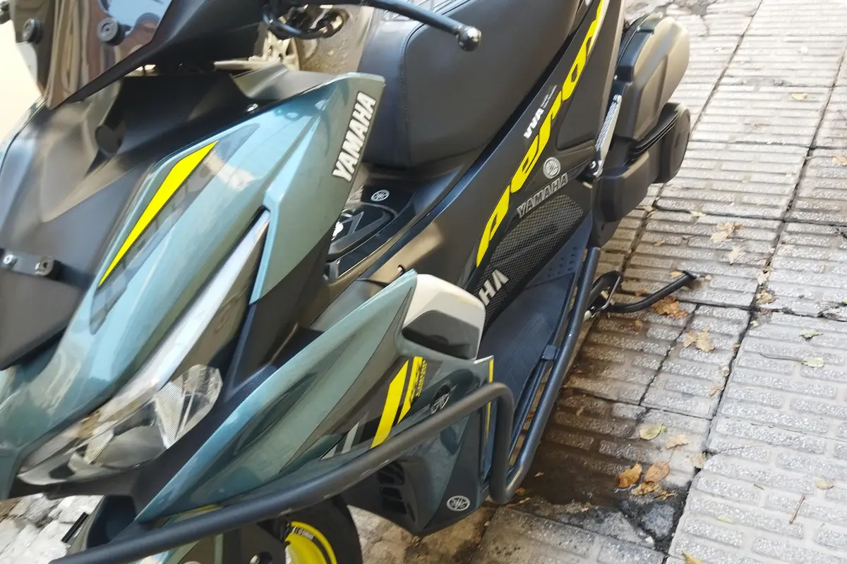 نیرو موتور شیراز،  گلکسی R155