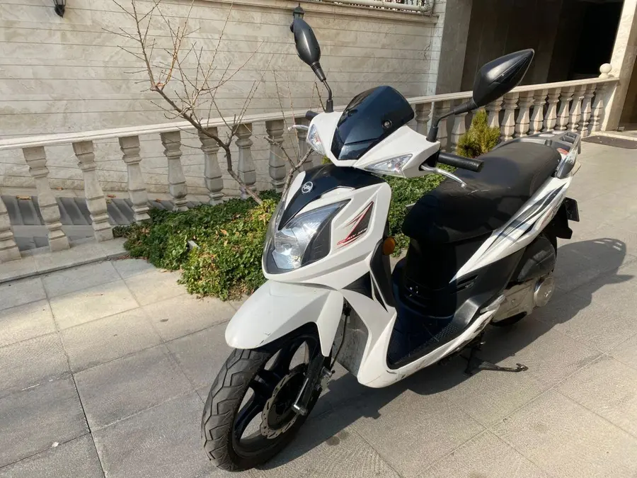 اس وای ام، گلکسی SR 200