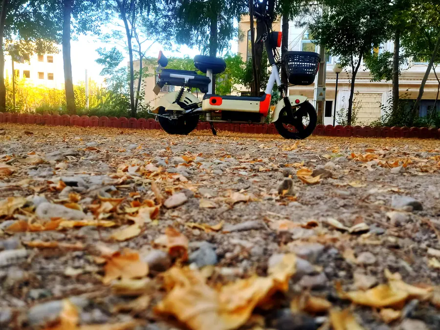 نوین سیکلت، اسکوتر برقی