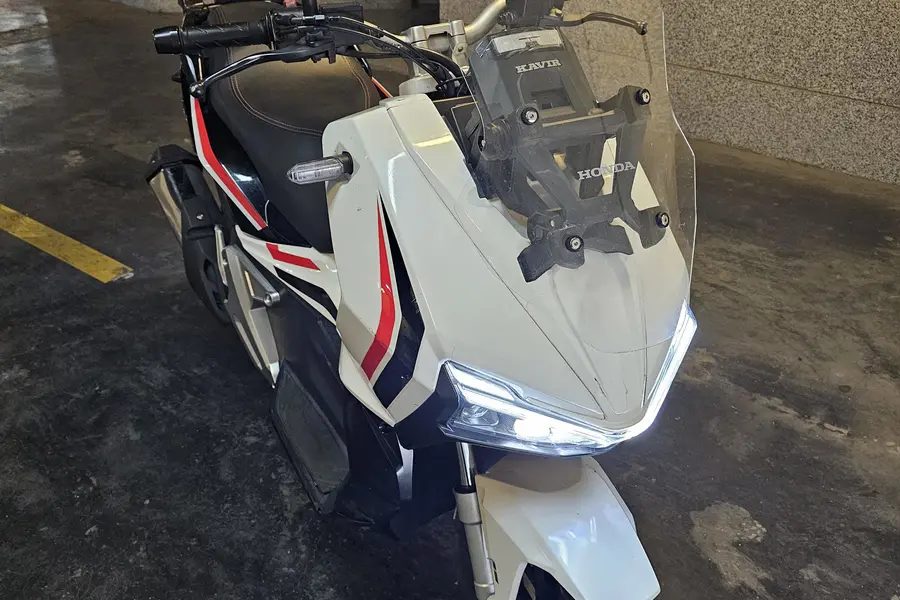 کویر موتور، AGV 150