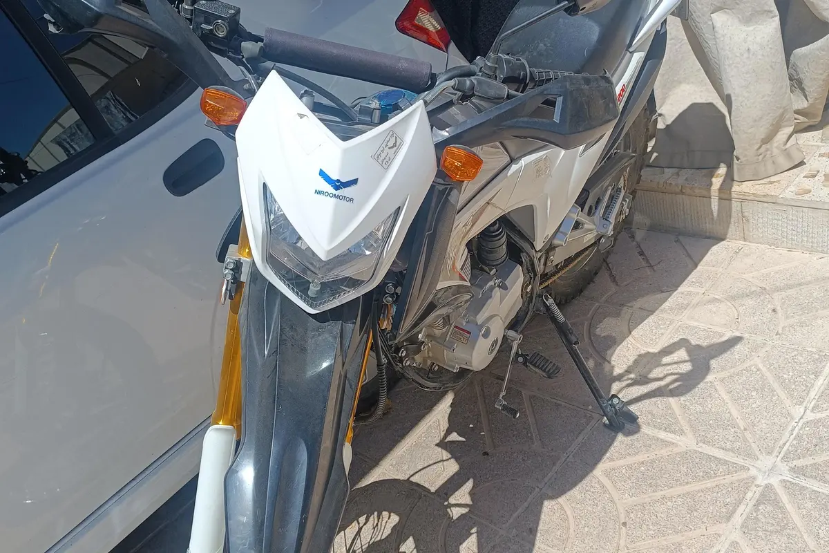 نیرو موتور شیراز،  پرواز 200gy