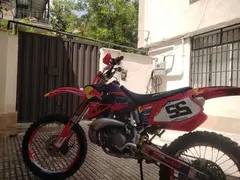 هوندا، CR 250