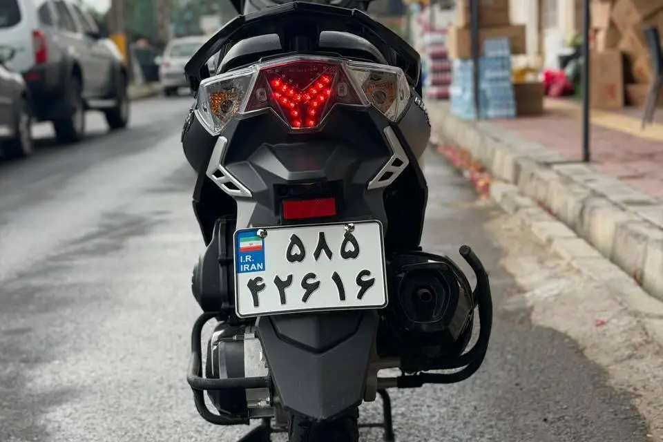 اس وای ام،  گلکسی J 200
