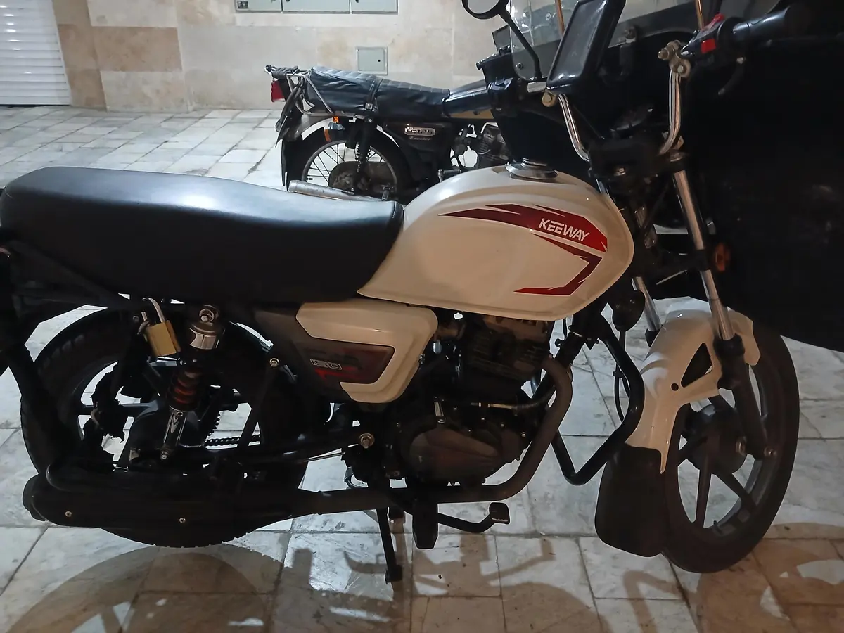 بنلی،  TNT 150