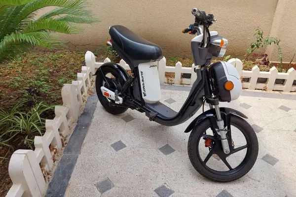 جهان همتا  همتاز EM800