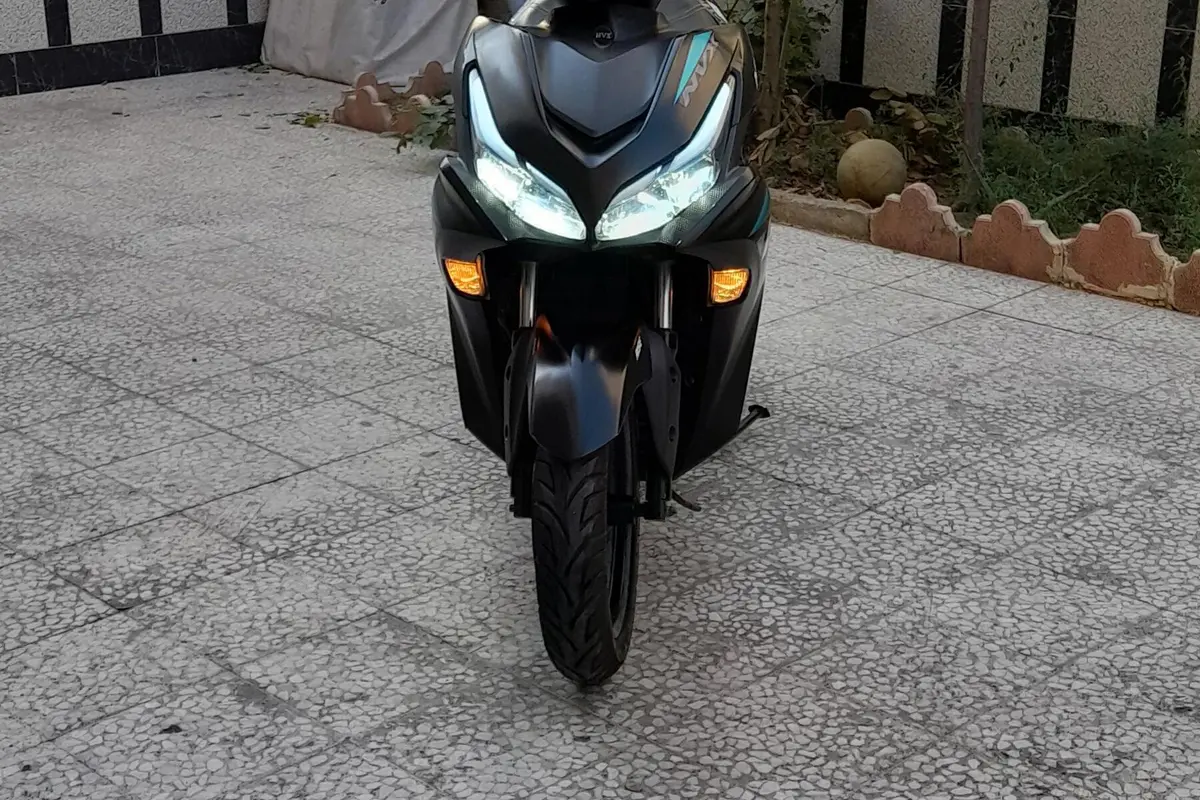 کبیر موتور،  رایز NVX 150i