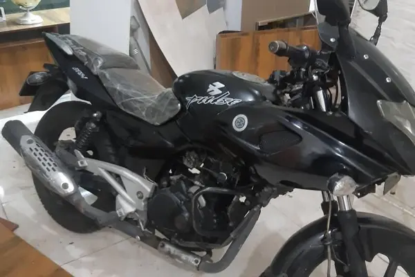 باجاج  پالس 220