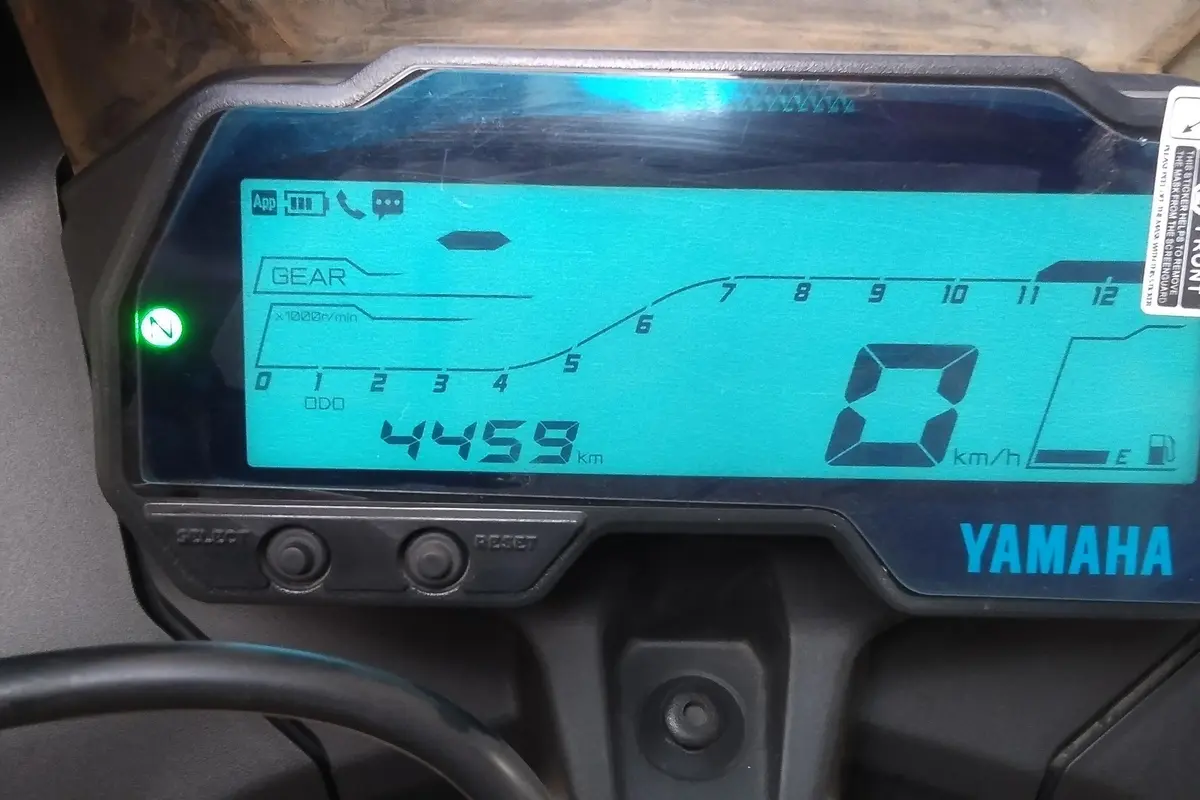 یاماها،  YZF R15