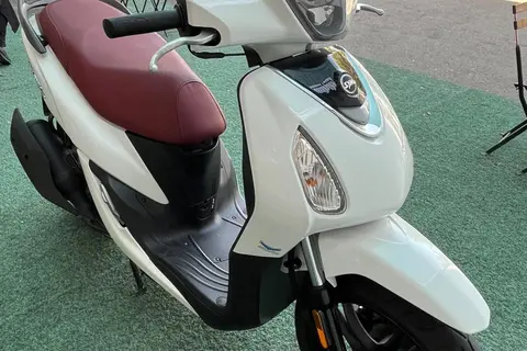 اس وای ام، گلکسی SF180