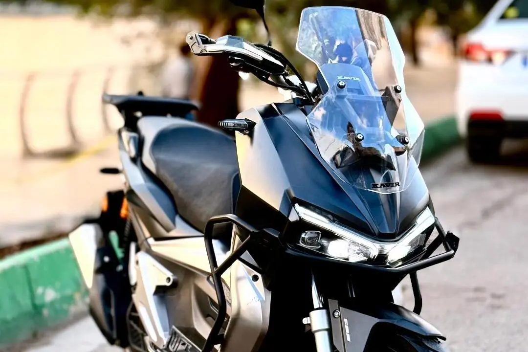 کویر موتور،  AGV 150