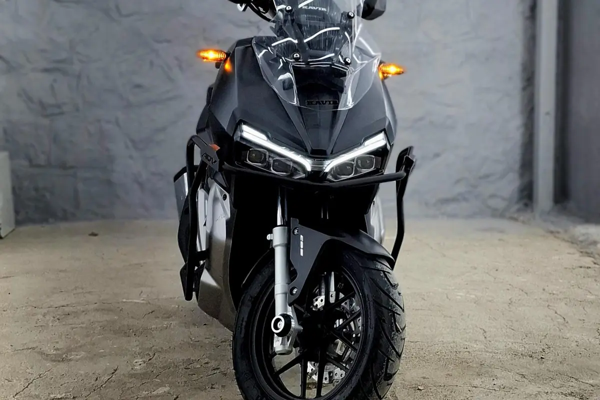 کویر موتور،  AGV 150