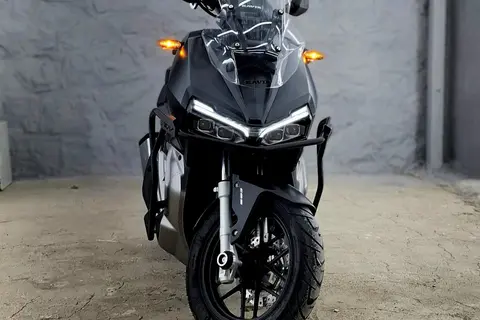 کویر موتور، AGV 150