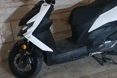 اس وای ام، 200