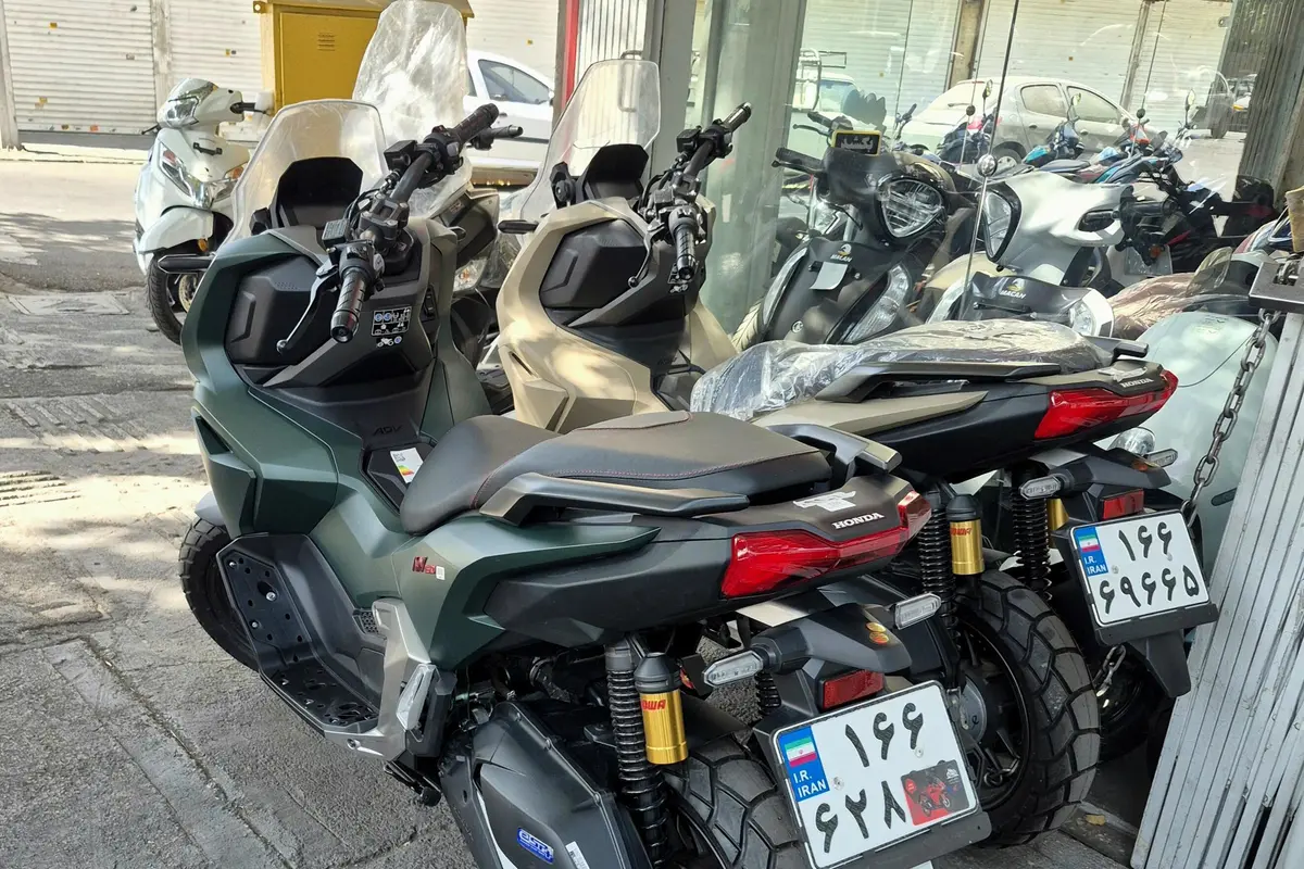 هوندا،  ADV 160