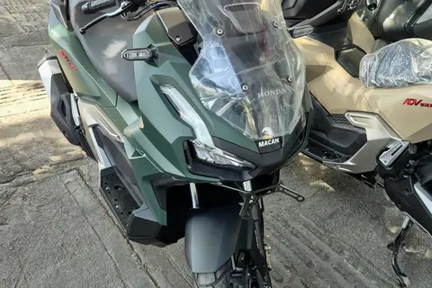 هوندا، ADV 160