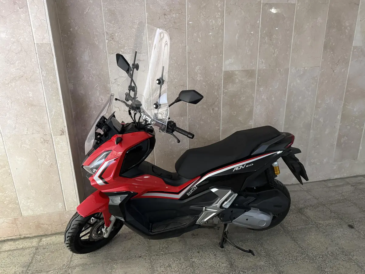 جهان همتا،  همتاز ADV160