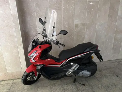 جهان همتا، همتاز ADV160