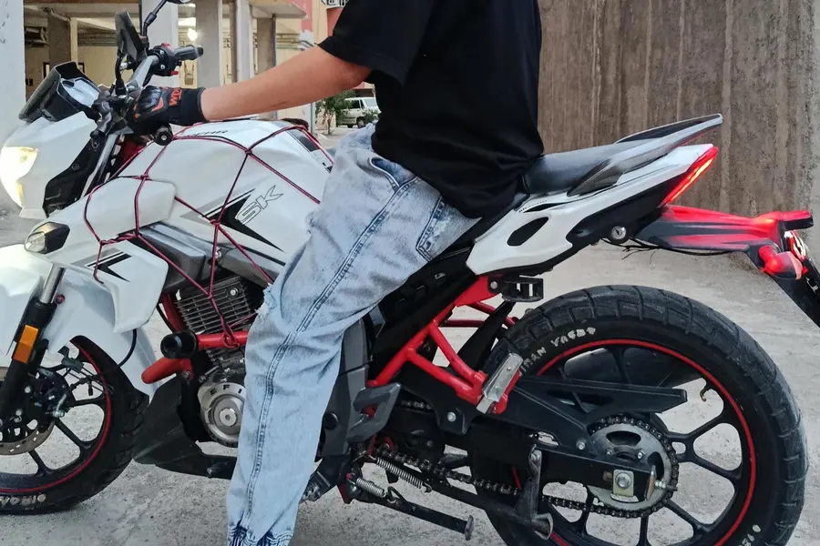 سپهر خودرو، شارک L200