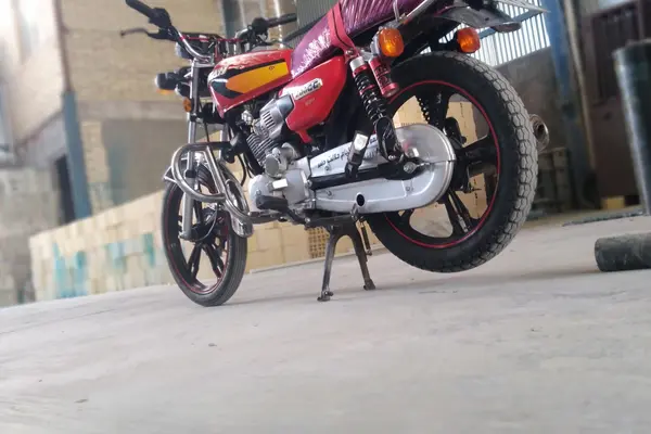 هوندا  CD 200