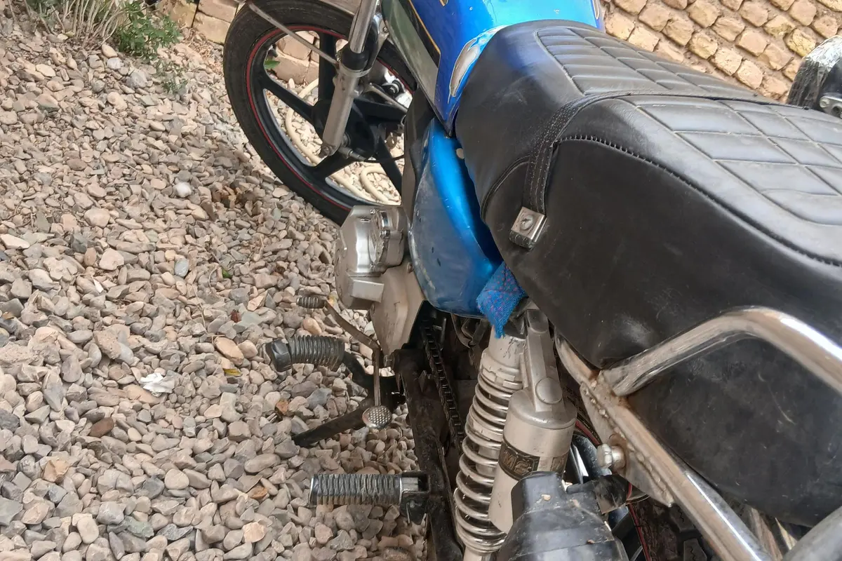 نیرو موتور شیراز،  پرواز 200gs