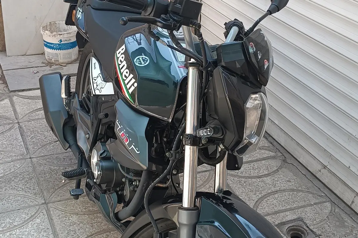 بنلی،  TNT 150