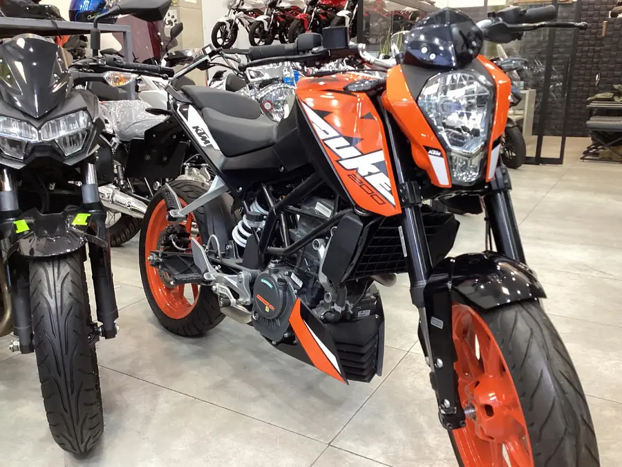 کی تی ام، دوک 200