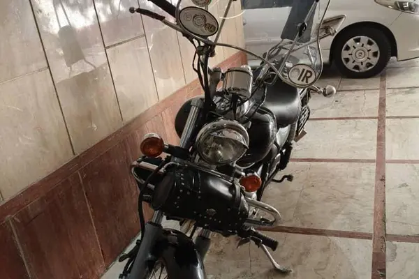باجاج  اونجر 220