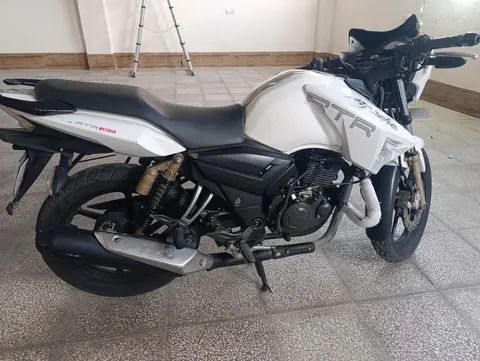 تی وی اس، آپاچی 180