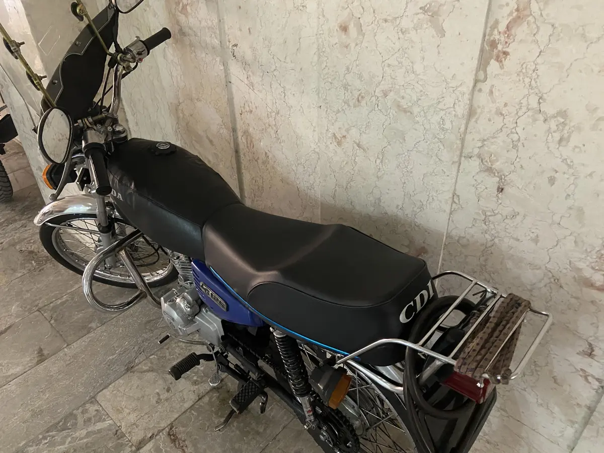 هوندا،  CG 125