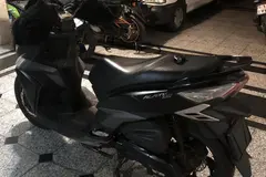 اس وای ام، گلکسی J 200