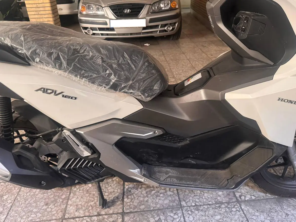 هوندا،  ADV 160