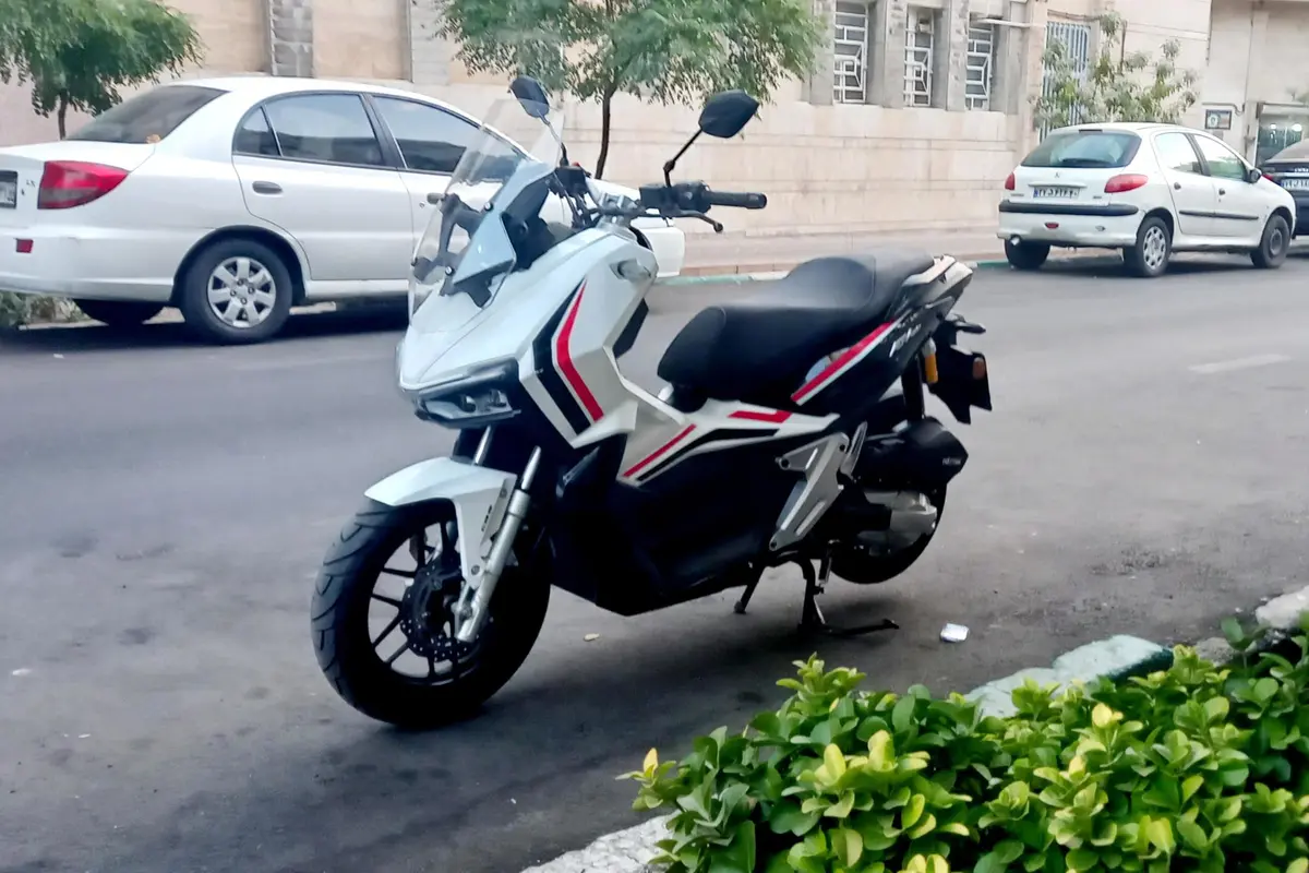 کویر موتور  AGV 150
