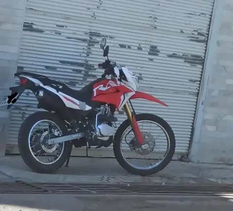 متین خودرو، MKZ 200