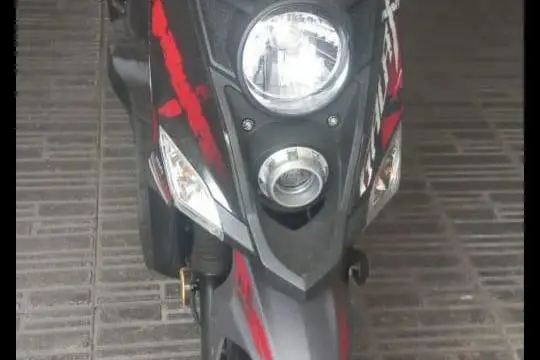 اس وای ام  گلکسی CX 180