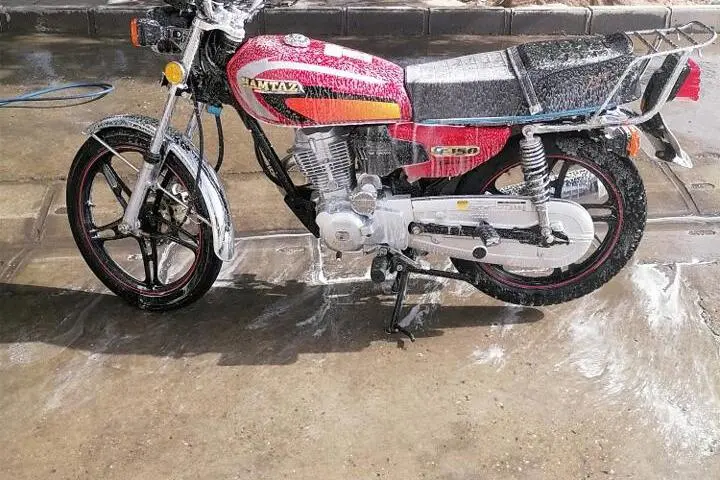 جهان همتا، همتاز 150