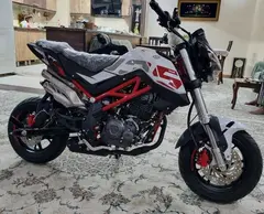 بنلی، TNT 135